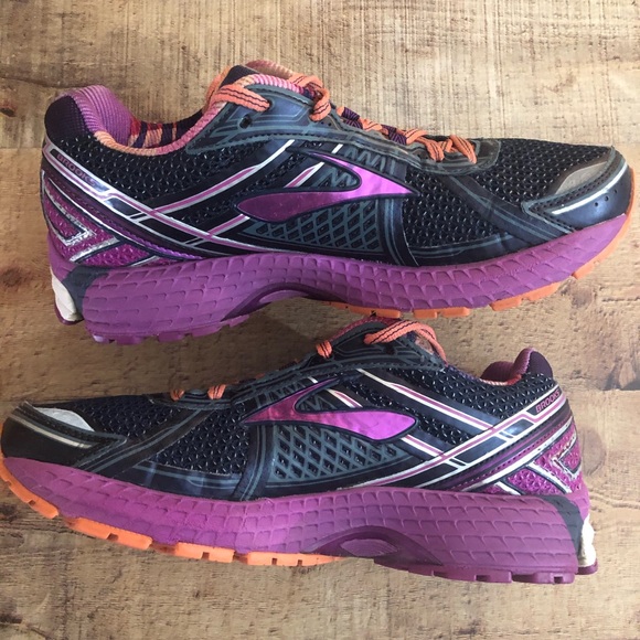 brooks adrenaline gts 15 size 8